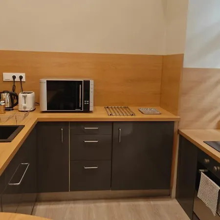 Siena Haven - Urban Suite 아파트